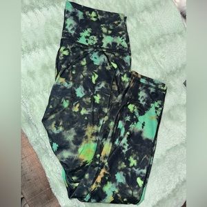 Fabletics Powerhold 3/4 leggings